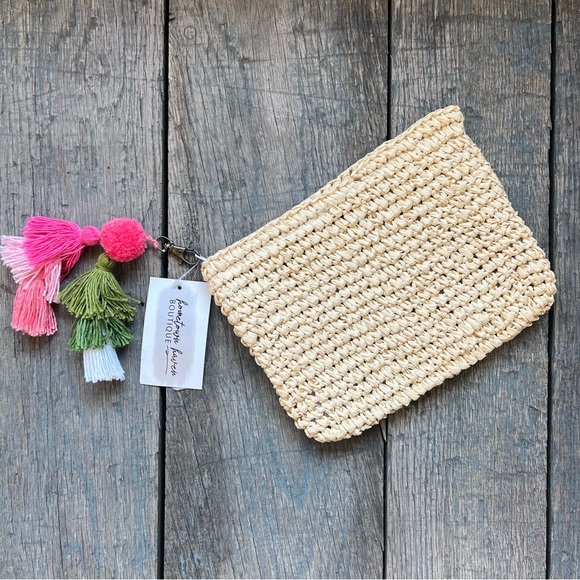 FUNKY MONKEY Raffia Tassel Detail Clutch Purse Natural Woven Flower Lined NWT - Picture 1 of 4